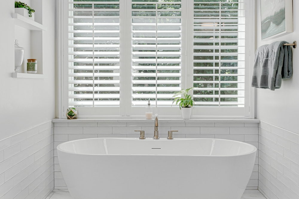 The Ultimate Upgrade: Top 5 Replacement Bathroom Windows